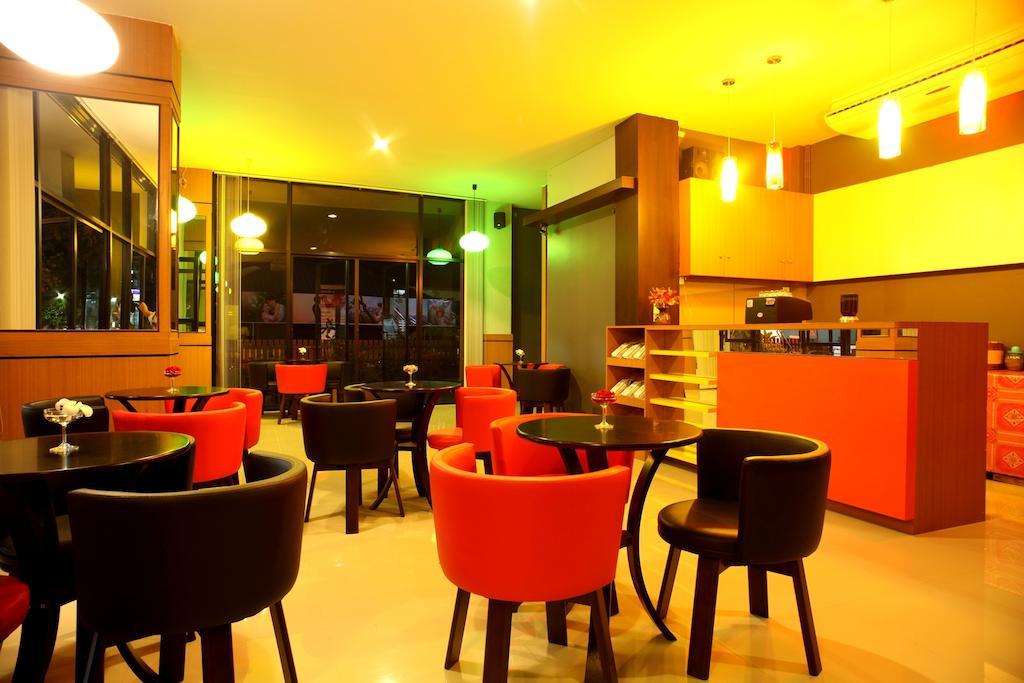 The Corner Hotel (Adults Only) Chiang Rai Extérieur photo