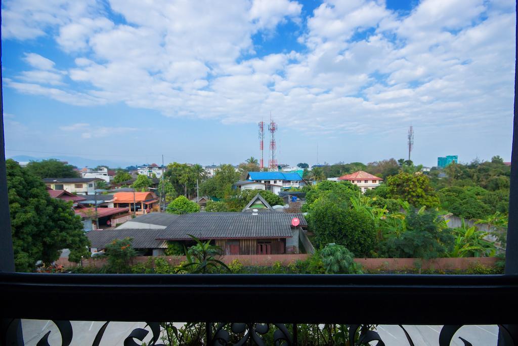 The Corner Hotel (Adults Only) Chiang Rai Extérieur photo