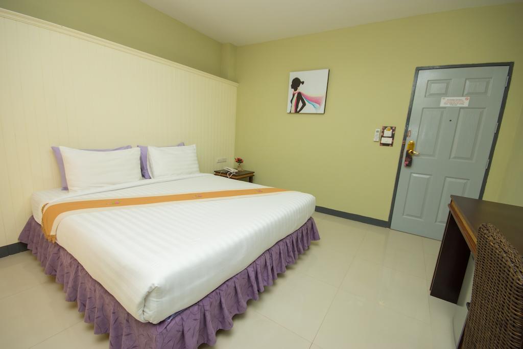 The Corner Hotel (Adults Only) Chiang Rai Extérieur photo