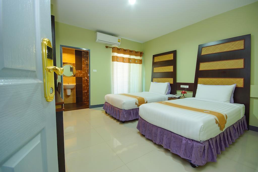 The Corner Hotel (Adults Only) Chiang Rai Extérieur photo