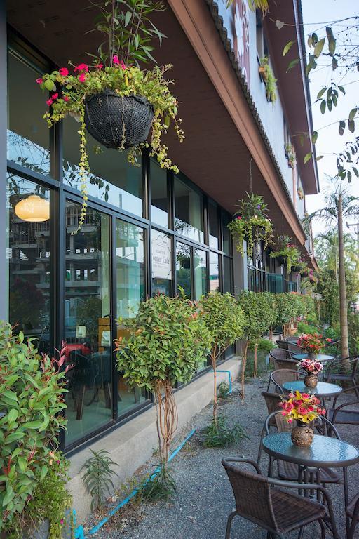 The Corner Hotel (Adults Only) Chiang Rai Extérieur photo