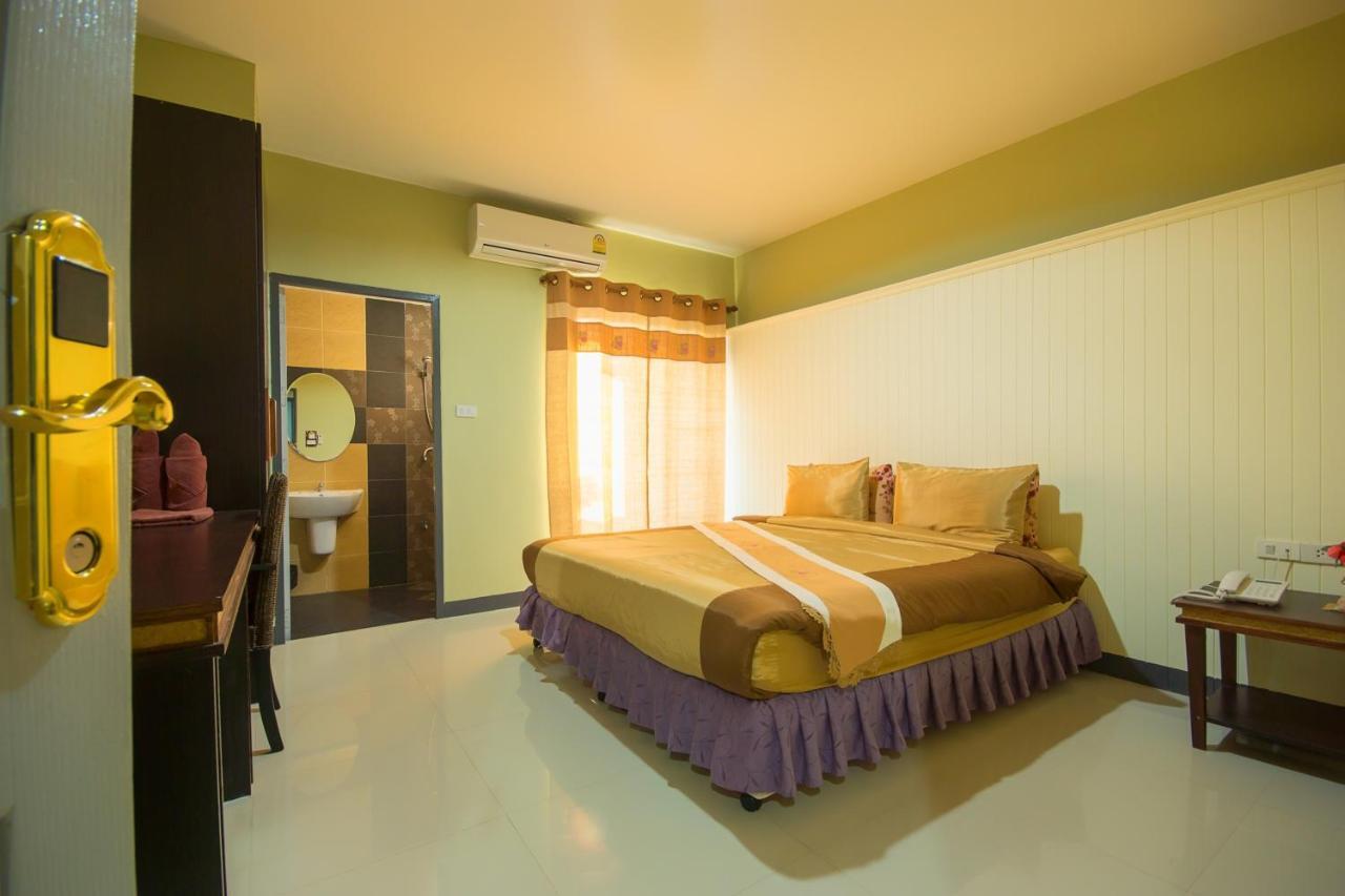 The Corner Hotel (Adults Only) Chiang Rai Extérieur photo
